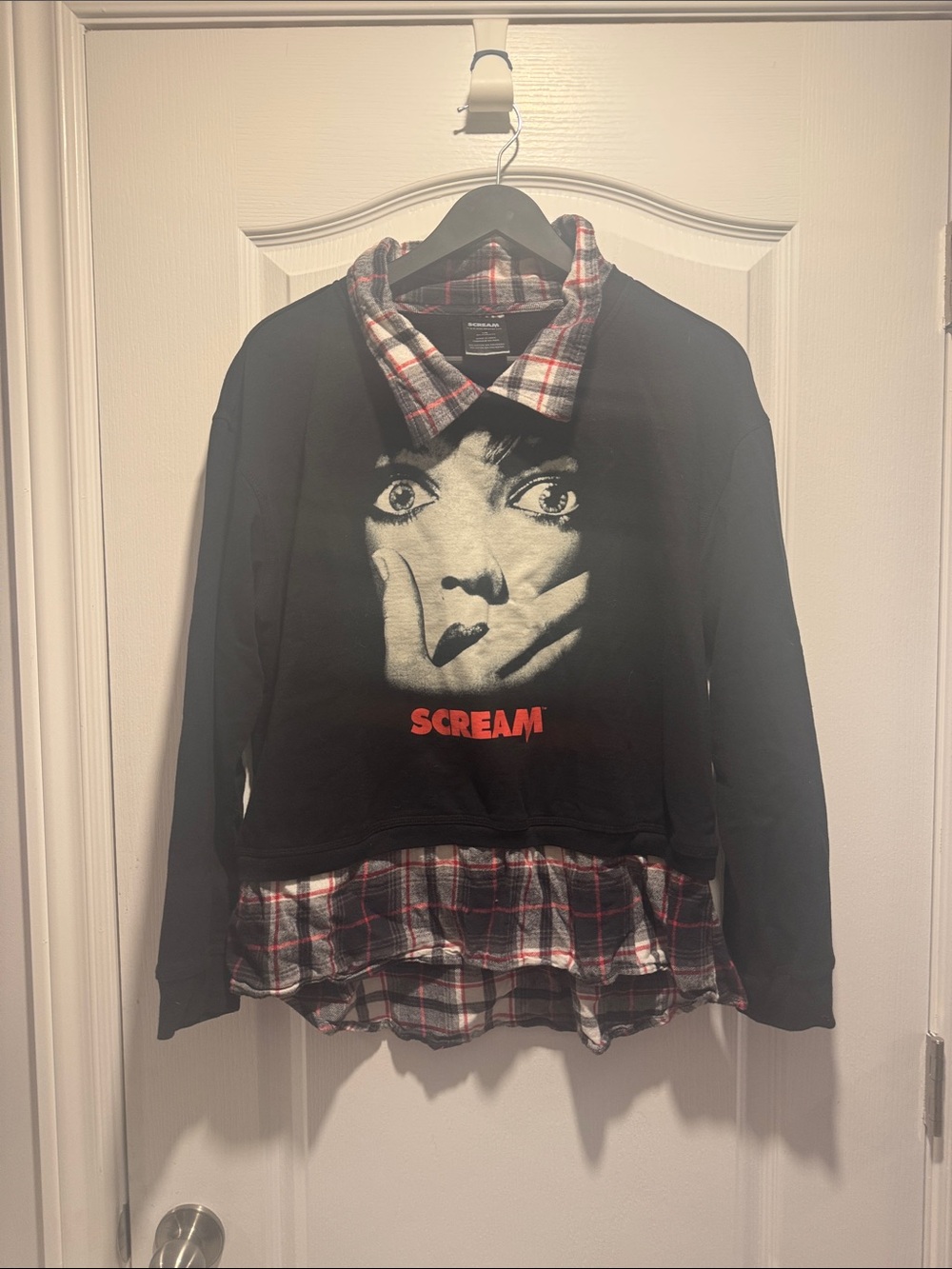 257-Scream Casey Becker Layered Flannel Crewneck Sweatshirt Spencer’s Spirit